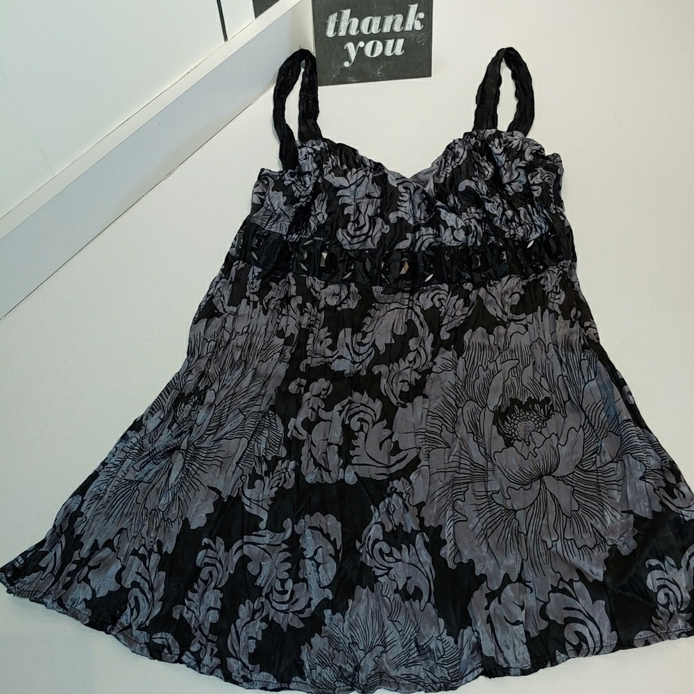 White House Black blouse